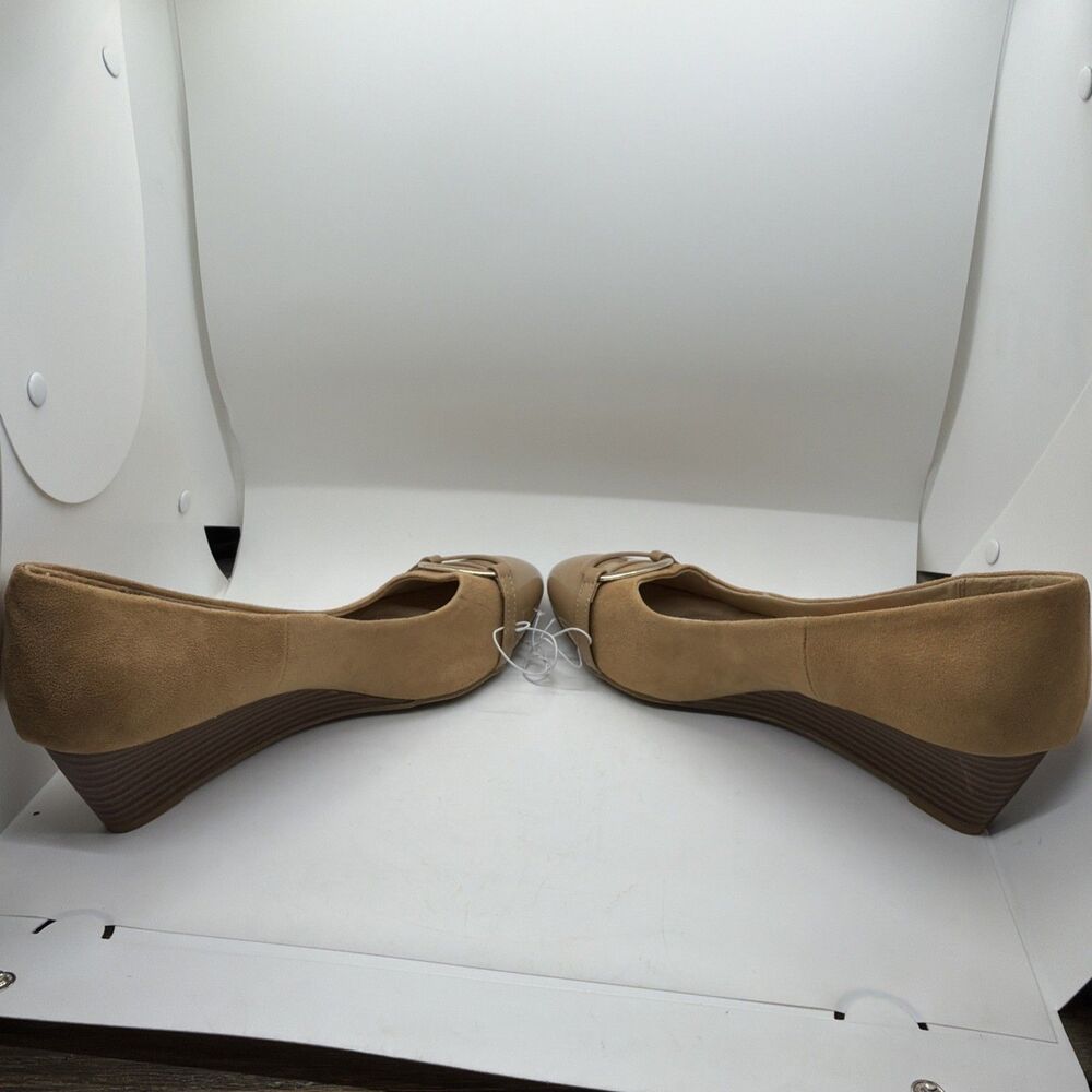 NEW Gloria Vanderbilt Memory Foam Tan Wedge 2" Heels Women’s size 11 W - Picture 8 of 10